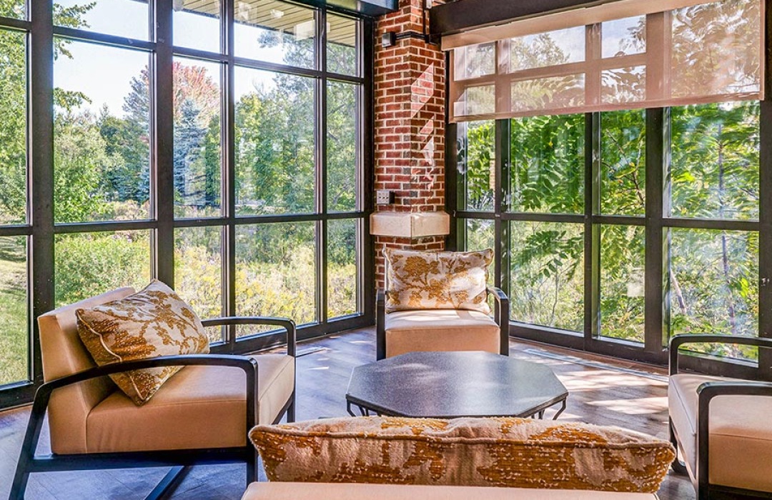 oak village seating area